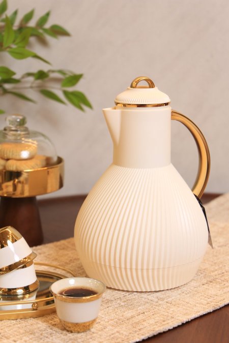 تيرموس قهوة ابيض